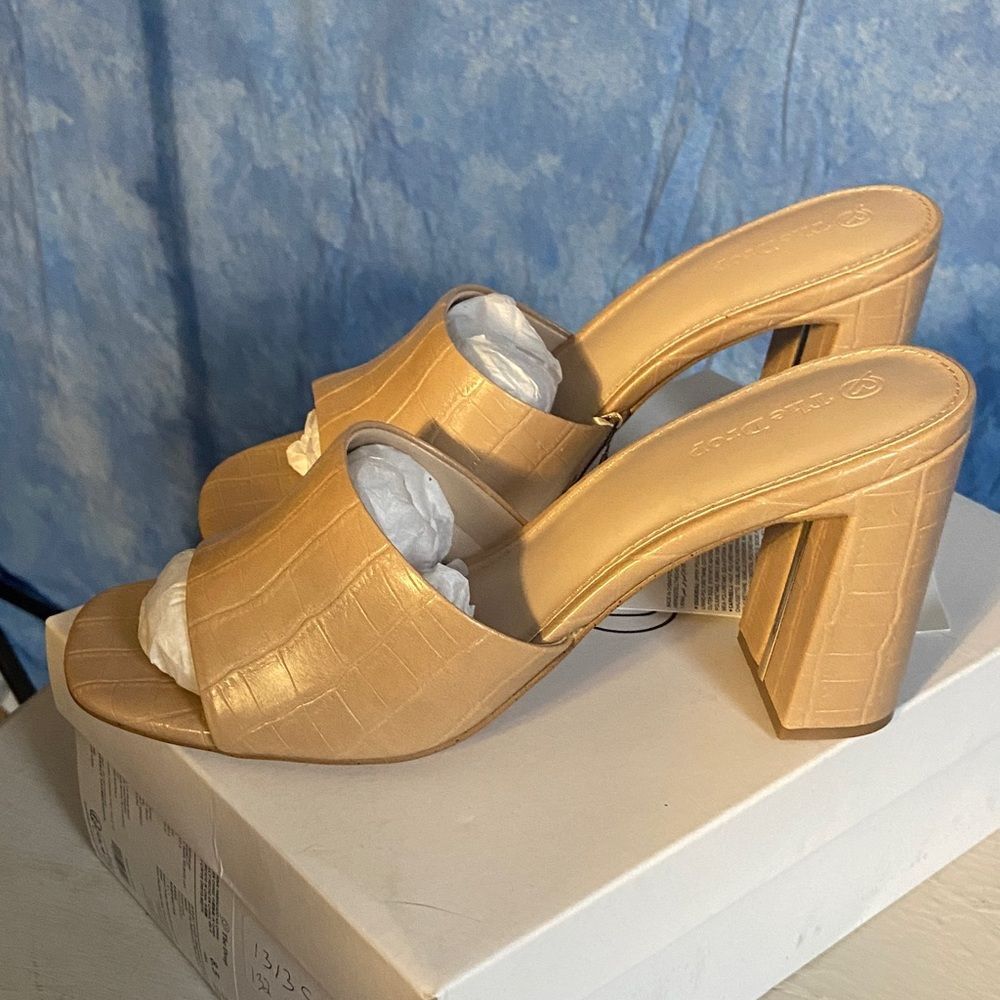 Elegant Tan Block Heel Sandals sz 8.5, SL3-1313s001